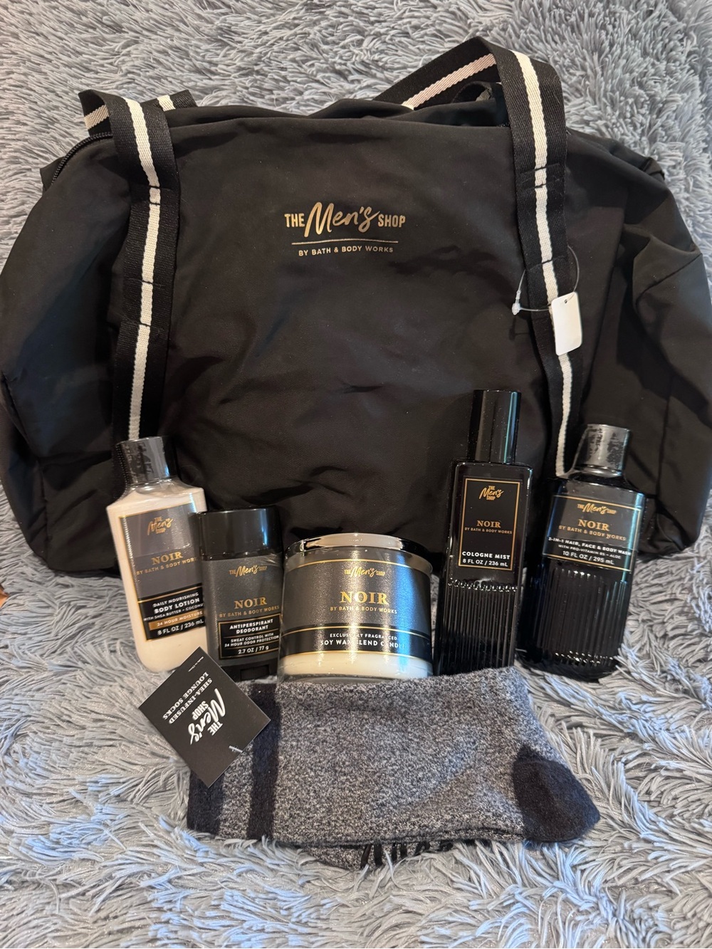 ALL NEW 7 Piece Men's Shop NOIR Duffle Bag Set Bath & Body Works 3 Wick Candle +